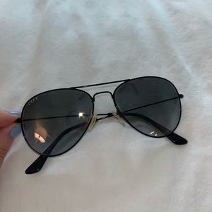 Diff Eyewear Dash Black Aviator Sunglasses